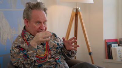 THE NINE JEWELLED DEER RACONTÉ PAR PETER SELLARS